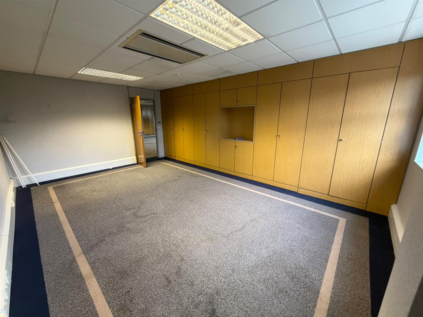 16, Hilton Square Pendlebury, Manchester, photo 21